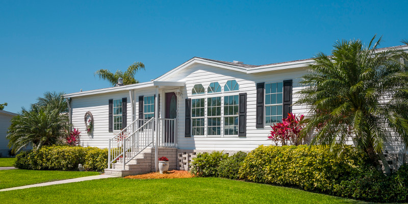 What Are the Differences Between Manufactured and Mobile Homes?